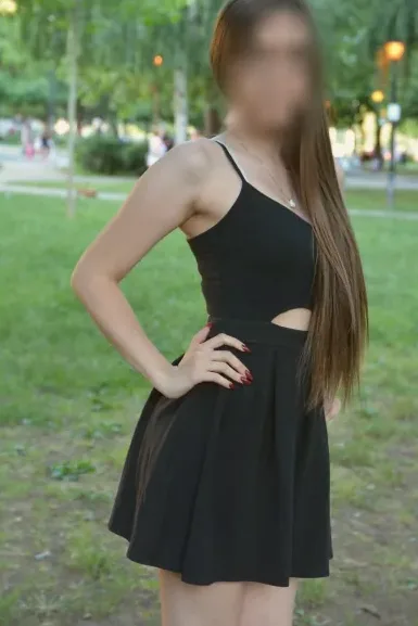 Amela, 27
