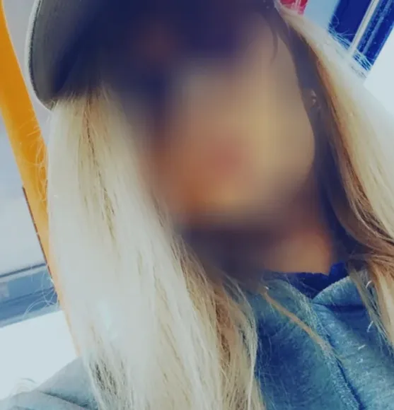 Annika, 28