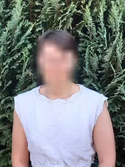 Carina, 27