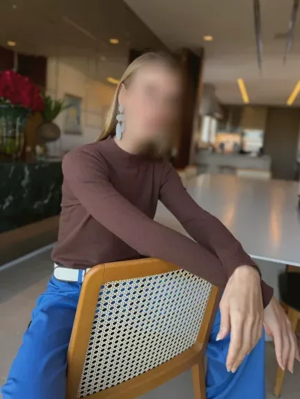 Dalia, 39