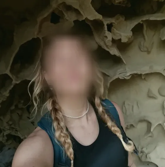 Elvira, 29