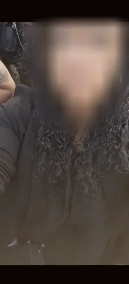 Helena, 39