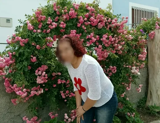 Josefin, 35