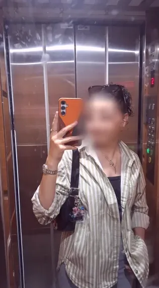 Leia, 21