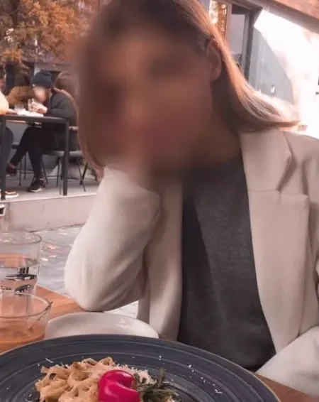 Louise, 37