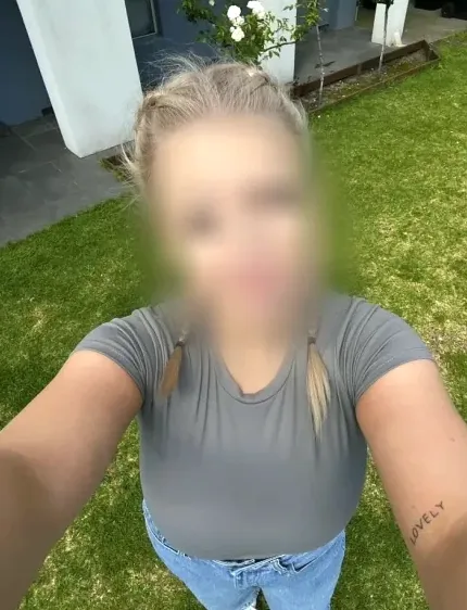 Molly, 30