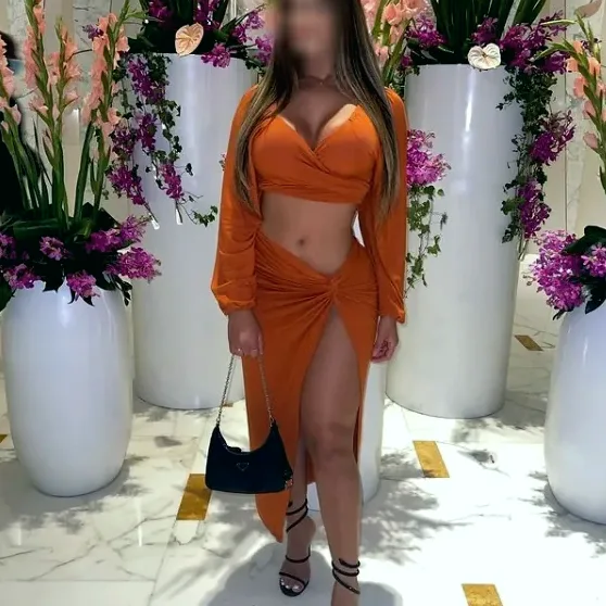 Olivia, 35